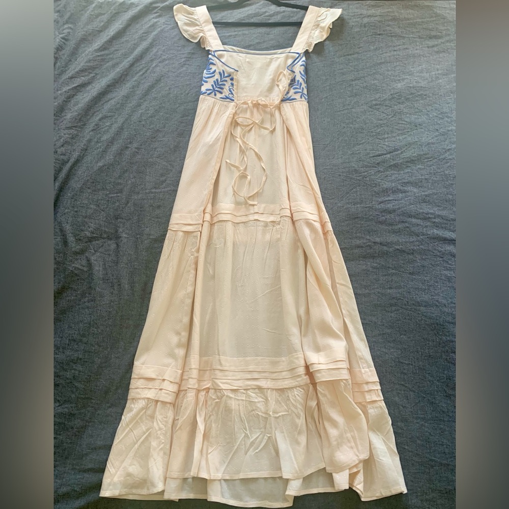 NWT | BAND OF THE FREE NAVYA DRESS | Size Large | Blue & Cream Tiered Midi Dress - Picture 4 of 9